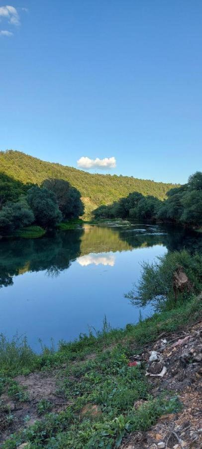 Apartmán Oaza Deli Kulen Vakuf Exteriér fotografie